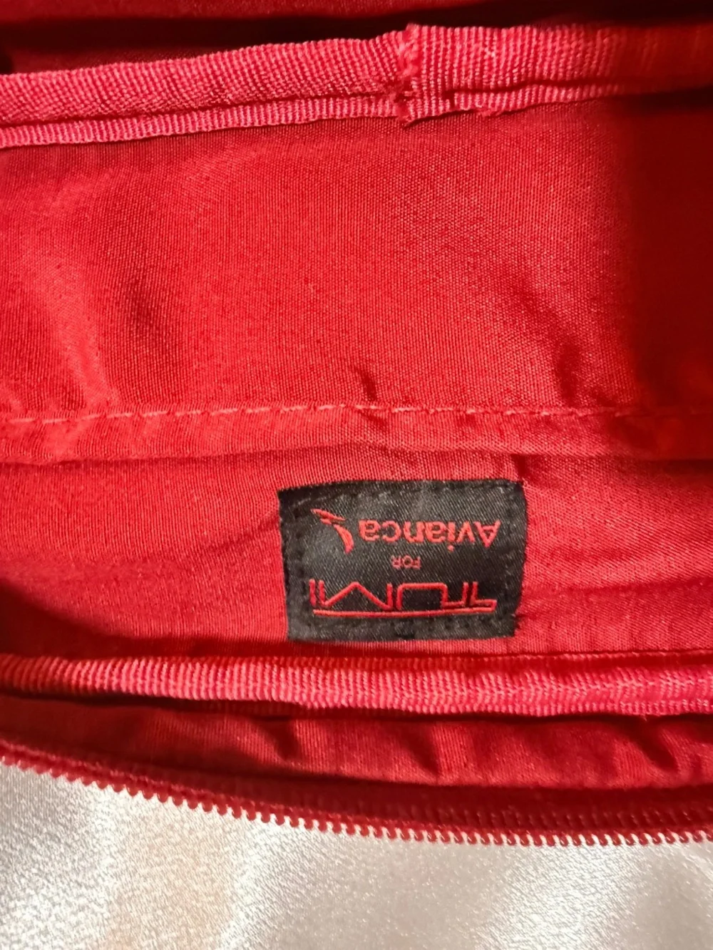 TUMI for Avianca Red Travel Amenity Toiletry Organizer Case